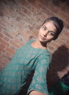 Soni - escort in New Delhi Photo 1 of 1