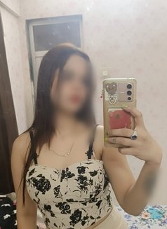 Soni Mumbai Hotel Sarvice and Cam Show - puta in Mumbai Photo 2 of 3