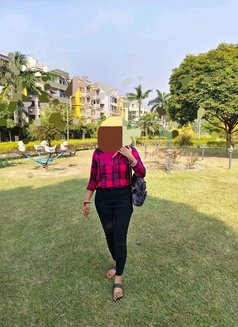 Independent meet gf experience ,webam - escort in Kochi Photo 3 of 3