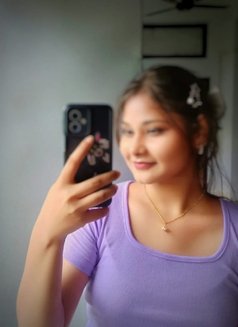 Nishu Singh - escort in Hyderabad Photo 2 of 3