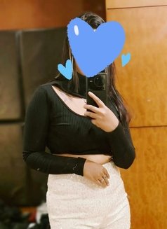 Soni WEBCAM AND REAL MEET🤍8 - escort in Gurgaon Photo 1 of 2