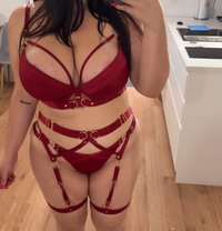 Sonia - Transsexual escort in Dubai