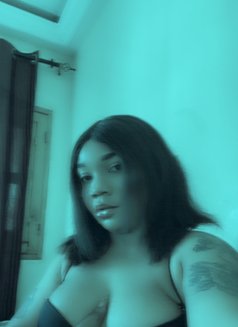 Sonia - escort in Dakar Photo 2 of 3
