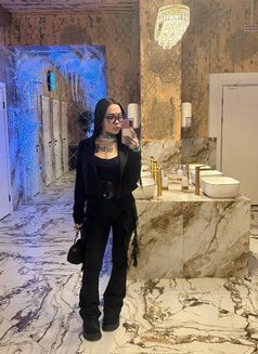 Sonia (Hot Bitch) - escort in Hong Kong Photo 1 of 11