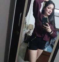 Sonia Independent girl - puta in New Delhi Photo 10 of 12