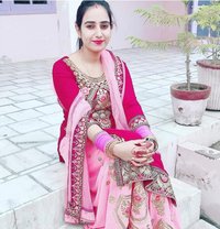 Sonia - puta in Chandigarh