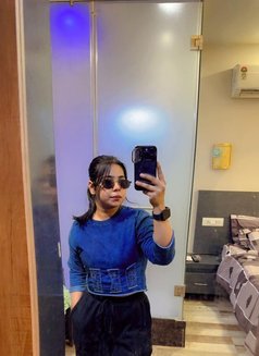Sonia cash payment by hand - escort in Gurgaon Photo 16 of 19