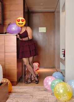 Sonia - escort in Kolkata Photo 5 of 8