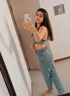 Sonia - escort in Lucknow Photo 4 of 4