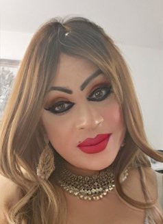 Sonia - Transsexual escort in Pune Photo 7 of 7