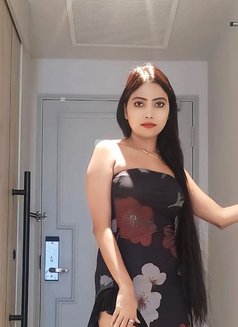 Sonia INDIAN Tall and slim - escort in Singapore Photo 7 of 9