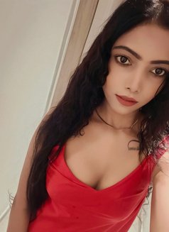 Sonia INDIAN Tall and slim - escort in Singapore Photo 8 of 9