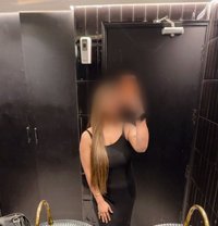Sonia INDIAN Tall and slim - escort in Singapore Photo 1 of 7