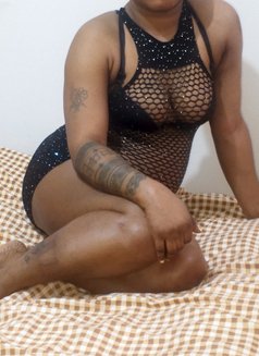 Sonia Linda - escort in Cairo Photo 6 of 6