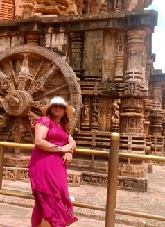 Sonia Paid Real Meet - escort in Kolkata Photo 2 of 6