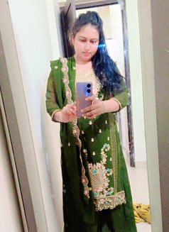 Sonia Patel - escort in Ahmedabad Photo 1 of 4