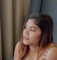 Sonia Reddy - puta in Hyderabad