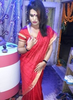 Sonia Roy - Acompañantes transexual in Kolkata Photo 1 of 4