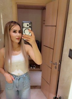 Sonia - escort in Pune Photo 1 of 10