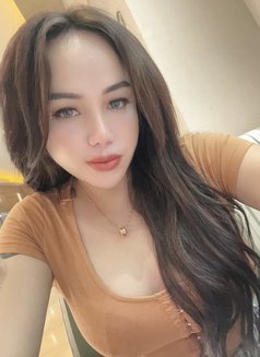 Sonia Shemale Cantik Here - Transsexual escort in Johor Bahru Photo 4 of 8