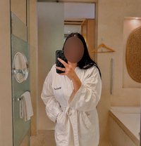 Sonia Singh - puta in Berlin
