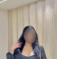 Sonia Singh - puta in Berlin