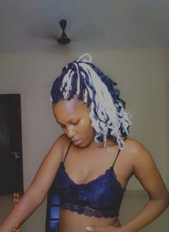 Sonia, Sloppy bj and CIM new arrival - escort in Candolim, Goa Photo 5 of 6