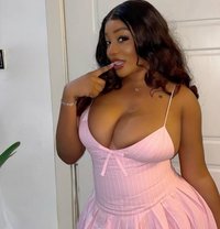 Sonia - escort in Beirut