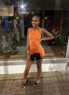 Sonia - escort in Hyderabad Photo 1 of 3