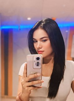Sonia - Transsexual escort in Riyadh Photo 2 of 2
