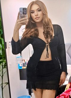 Sonia - Transsexual escort in Riyadh Photo 5 of 5