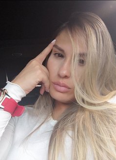 Sonia - puta in Beirut Photo 4 of 4