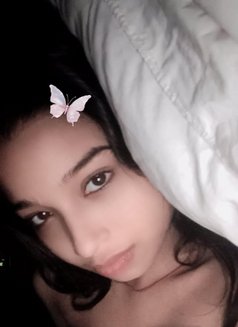 PAYAL-935_434_6489-SARMA INDEPENDENT MIT - puta in New Delhi Photo 4 of 5