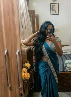 Soniya Arora - Acompañantes transexual in Chennai Photo 1 of 4