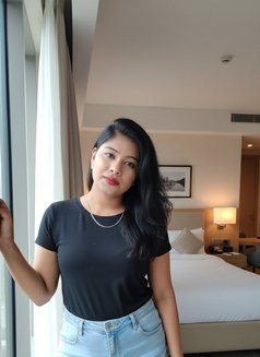 ROSY REAL MEET & CAM SHOW - escort in Chennai Photo 1 of 6