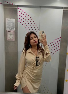 ROSY REAL MEET & CAM SHOW - escort in Chennai Photo 3 of 6