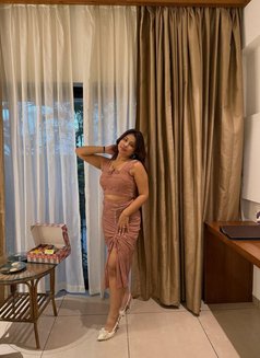 ROSY REAL MEET & CAM SHOW - escort in Chennai Photo 5 of 6