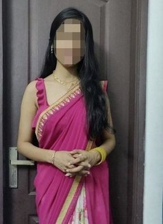 Soniya Cam or Meet - escort in Ahmedabad Photo 2 of 3