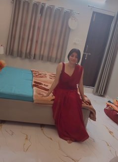 Soniya,cam& real meet. - escort in Pune Photo 5 of 6