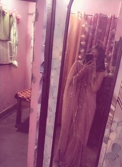 Soniya - Transsexual escort in Bhopal Photo 6 of 7