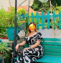 Soniya Dhakal(Hand cash service) - puta in Kathmandu