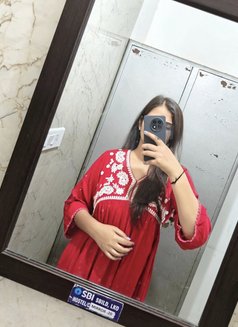 Soniya - escort in Kolkata Photo 3 of 8