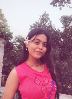 Soniya - escort in Kolkata Photo 1 of 2