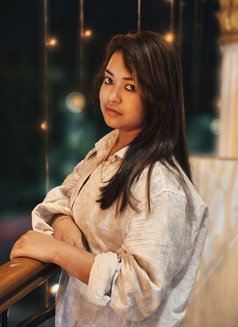 Soniya Gupta - escort in Hyderabad Photo 2 of 6