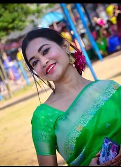 Soniya Gupta - escort in Hyderabad Photo 4 of 6