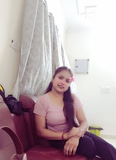 Soniya Independent Arrived in Greater No - escort in Noida Photo 2 of 4