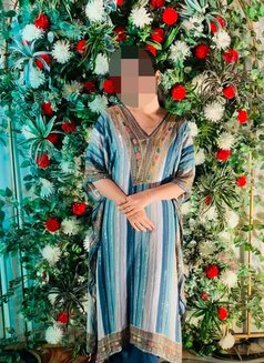 Sneha Independent (Cam & Real Meet) Avl - puta in Hyderabad Photo 2 of 2