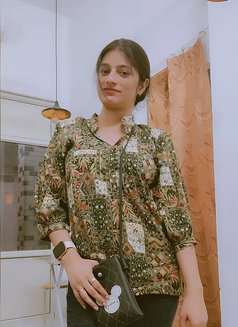 Soniya, independent cam& real meet. - puta in Hyderabad Photo 2 of 4