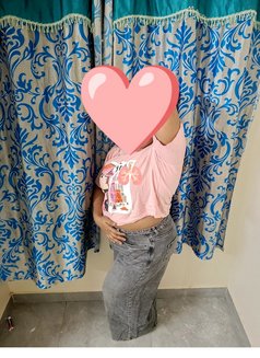 Soniya - escort in Mumbai Photo 4 of 7