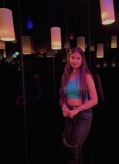 Soniya cash on delivery escort - puta in Gurgaon Photo 2 of 4